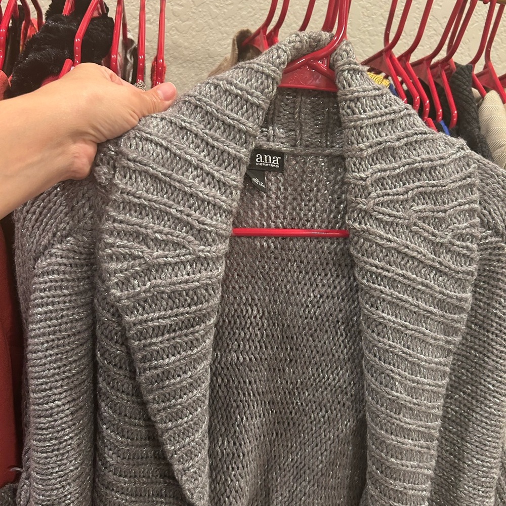 a.n.a Women's Textured Gray Cardigan